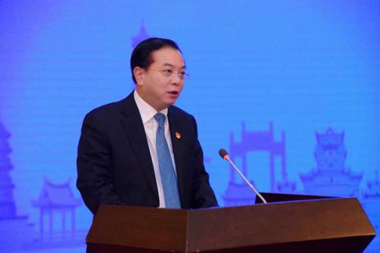 FE29CC286988F4041918CDC295B_D2004955_433F.jpg?e= FE29CC286988F4041918CDC295B_D2004955_433F.jpg?e=